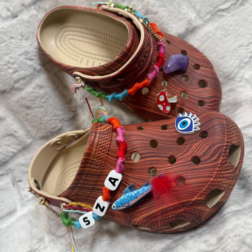 Sza X Crocs Classic Clog Woodgrain Brown w/ Jibbitz Unisex Mens 4 Womens 6